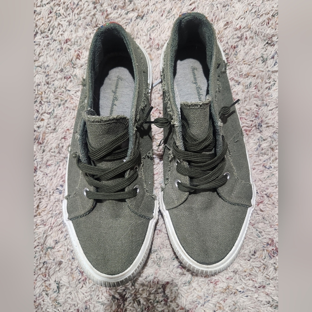 Womens Tommy Bahamas Distressed Sneakers